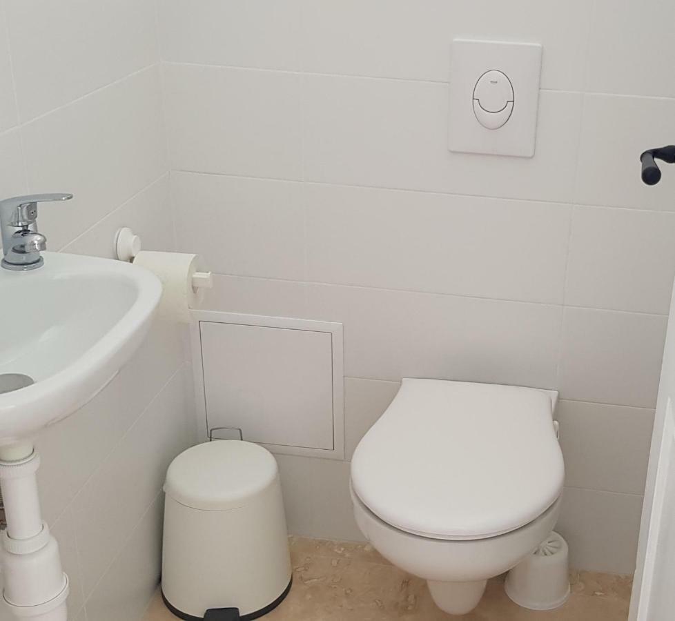 Old Town Apartament Appartement Targoviste Buitenkant foto