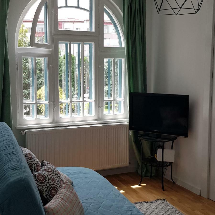 Old Town Apartament Appartement Targoviste Buitenkant foto