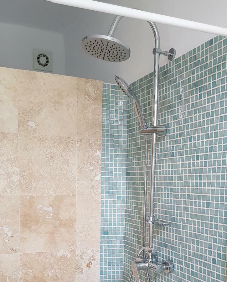 Old Town Apartament Appartement Targoviste Buitenkant foto