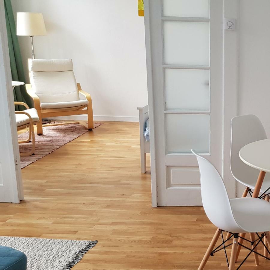 Old Town Apartament Appartement Targoviste Buitenkant foto